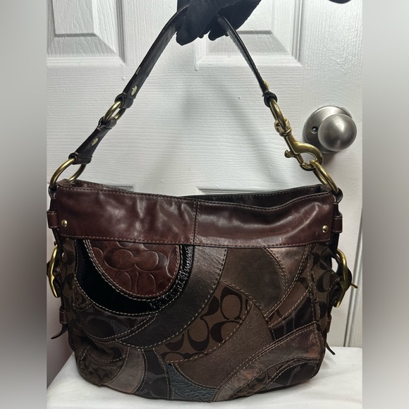 Coach Est. 1941 Zoe Vintage Mosaic Leather Signature Patchwork hobo purse EUC - Picture 7 of 17